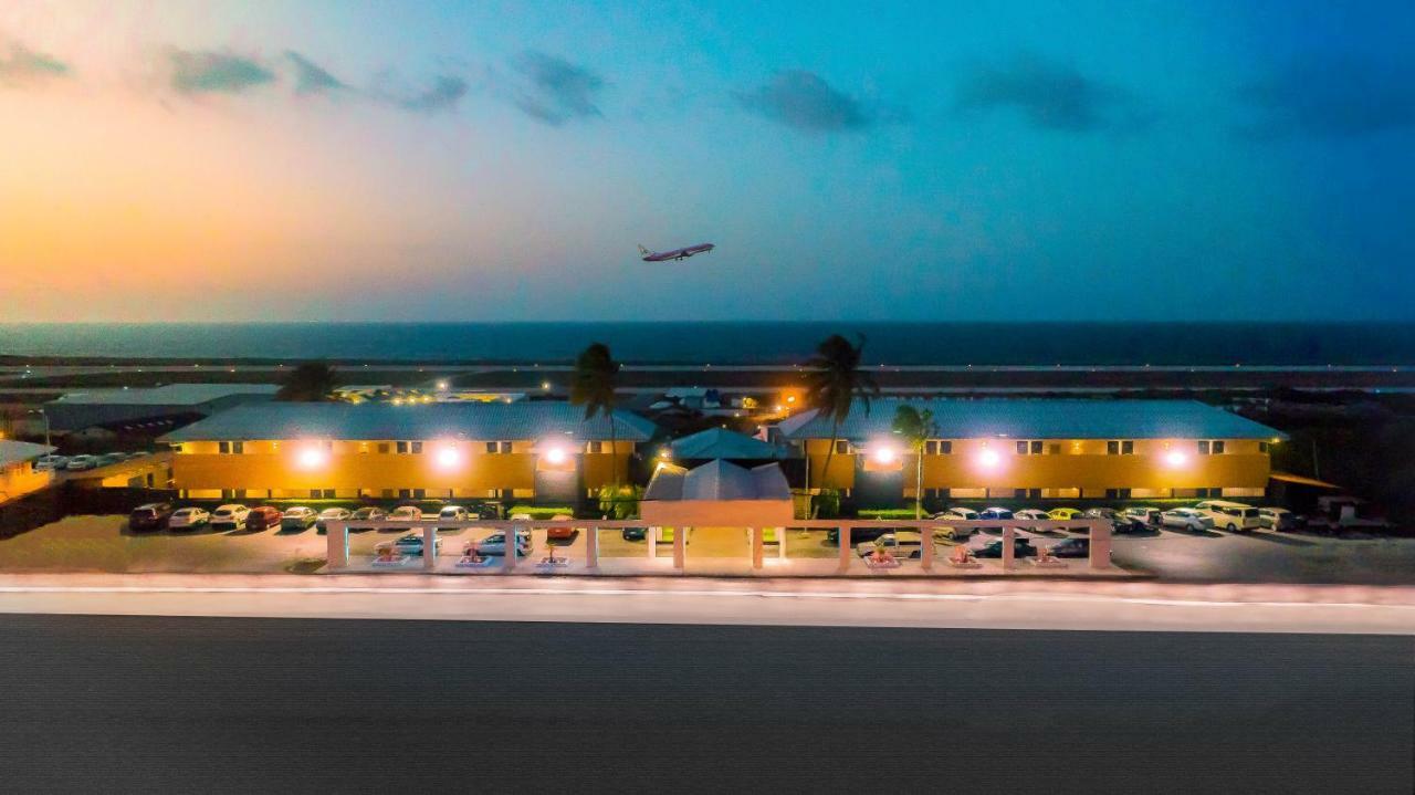 Curacao Airport Hotel Willemstad Ngoại thất bức ảnh
